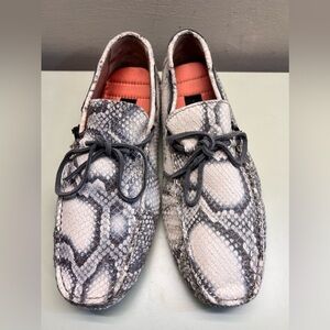 NWT John Richmond Gray and White Snakeskin Loafers